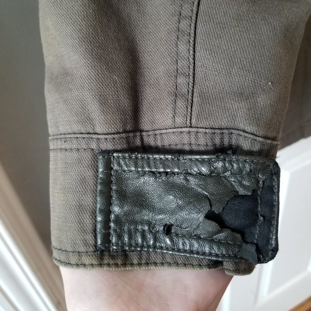 Green Winter / Fall Jacket - Picture 4 of 6